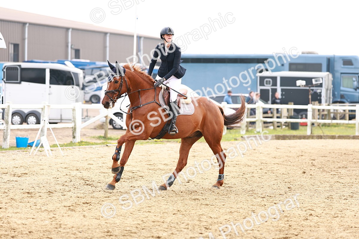  - Class 18 - Senior Newcomers - 1.10m