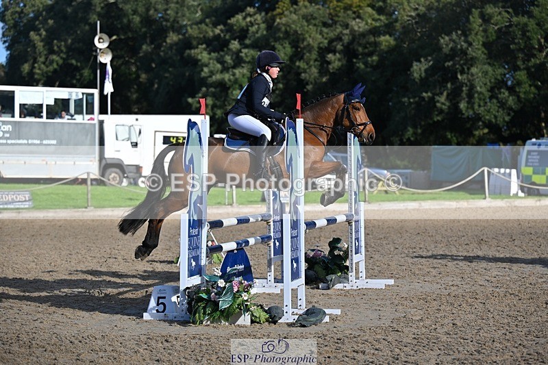 241027-110056-16565 - 373-Isabelle.Thwaite-BEACH.LADY