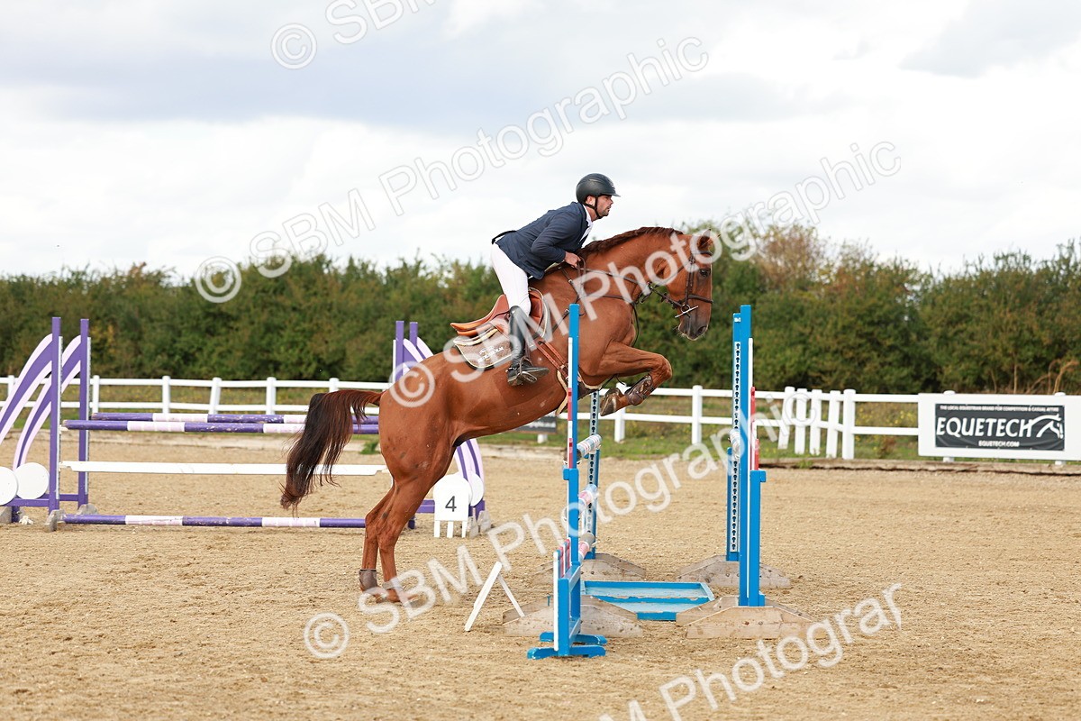 SBM_001263 - Class 4 - Senior Newcomers - 1.10m