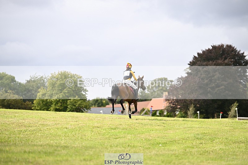 240825X-153809-36092 - 80cm XC 15.30 to 16.30