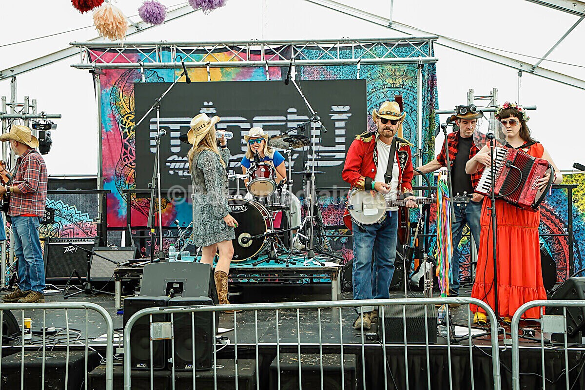 Minety 2024 Sunday-129 - Minety Music Festival 2024