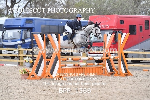 BPP_1366 - CLASS 15 SAT Senior BritiNovice/ 90cm Open