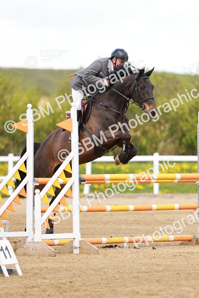 SBM_001913 - Class 4 - Senior Newcomers - 1.10m