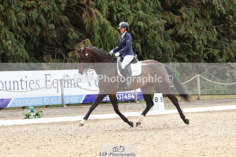 250809A-105827-03037 - 020-Scarlett.LaiFairfax.111