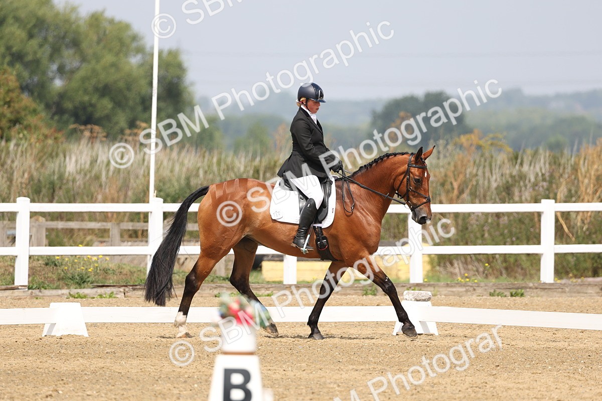 SBM_006176 - Class 6 - novice 6 - 11.50-12.46