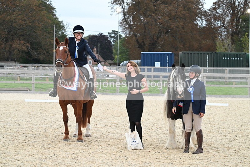 WJ7_2613 - Class 2 & Champs