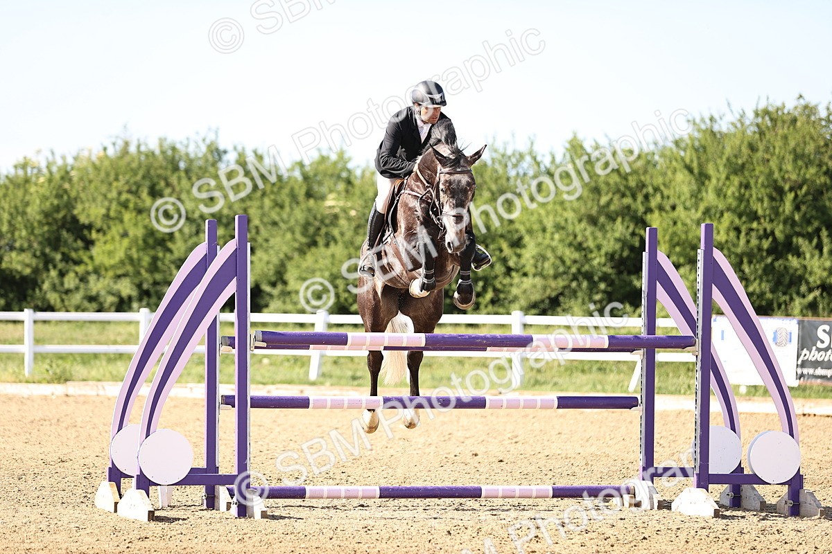 SBM_003151 - Class 5 - Senior Foxhunter - 1.20m