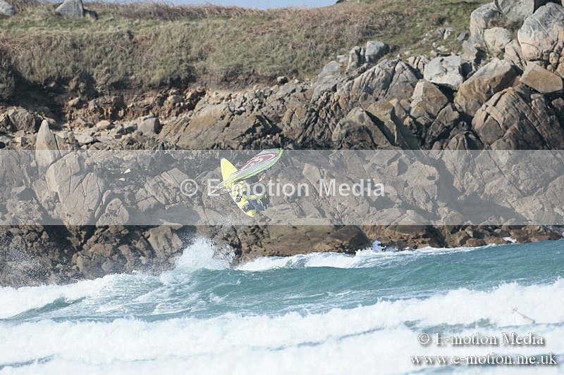 WS 020413-95 - Windsurfing