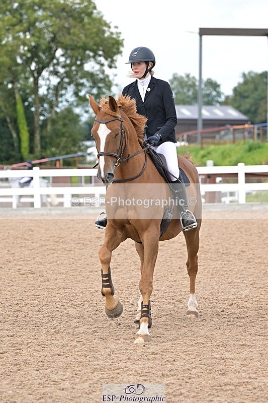 241004A-145802-02612 - Fri 12 1.15m Members Cup