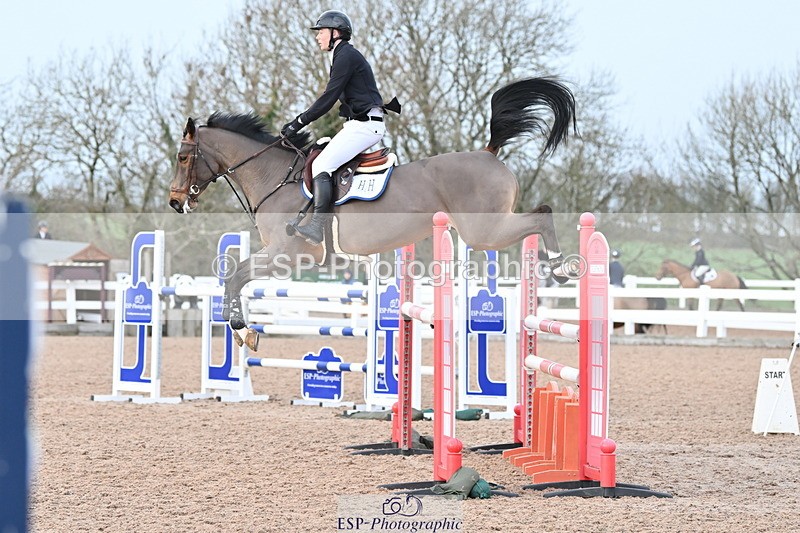 231208A-133103-00925 - Cls 6 Foxhunter & 1.20m Open