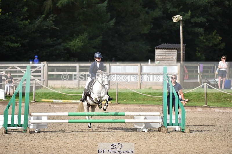 240802-094136-00639 - 60cm Round 1