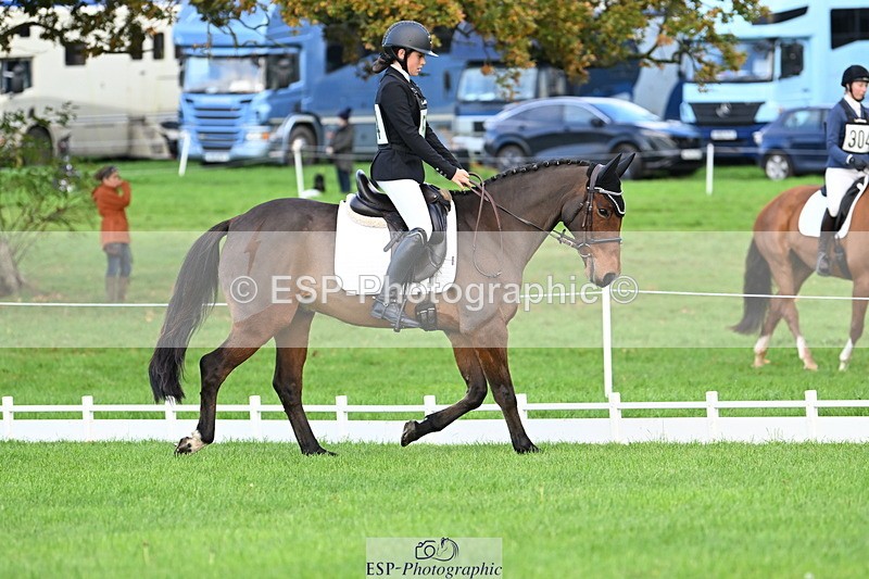 251023A-101441-02404 - G-504-Eliza.Langman-Rouse