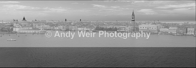 20120926-_MG_0293-1395_mono - Abroad