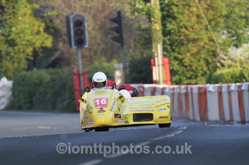 IMG_5686 - Thursday Practice - TT 2013 Side Car