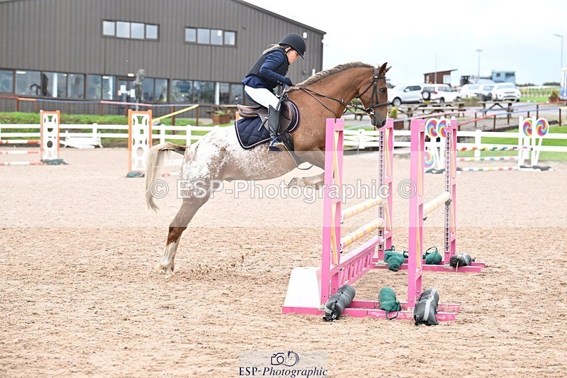 250920-151124-01727 - Cls 32 Stepping Stones