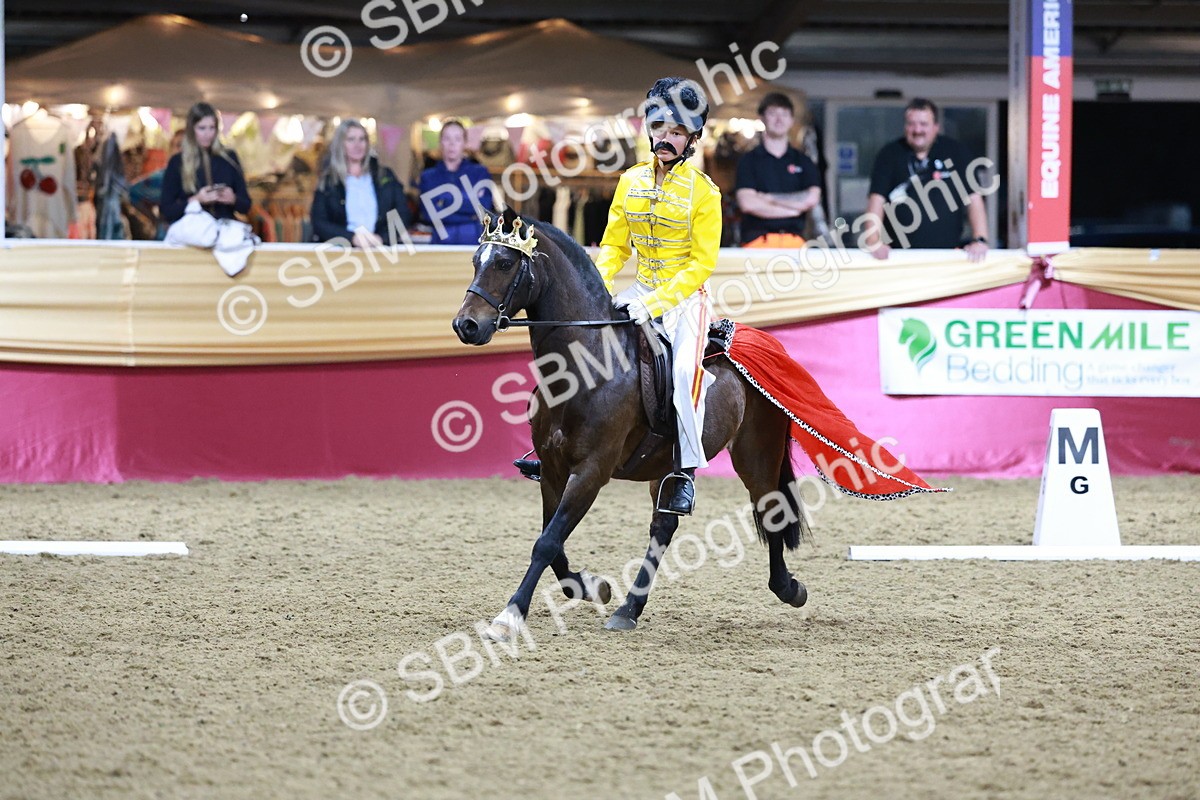 SBM_10311 - Class 62 - Strictly Fancy Dress-Age