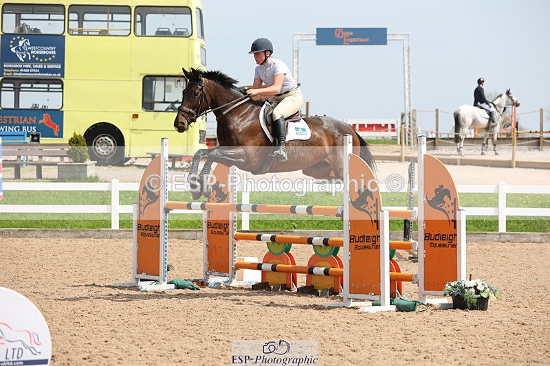 240510A-141717-07553 - Cls 17 1.05m National Am Quali