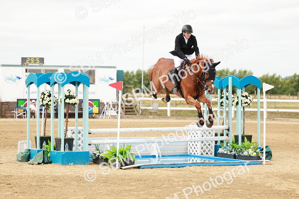 SBM_017309 - Class 21 - Senior Newcomers Championship 2d Rd