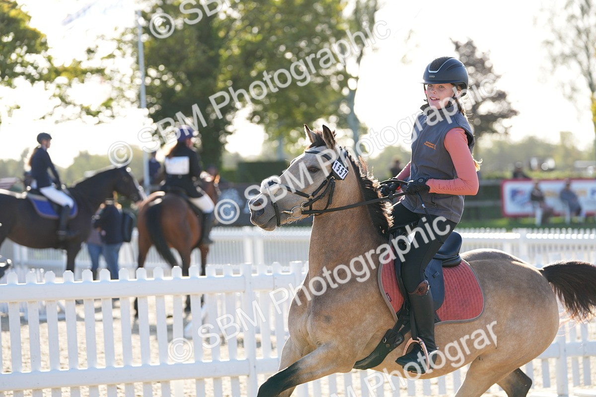 SBM_14369 - J57 - Clear Round 60cm