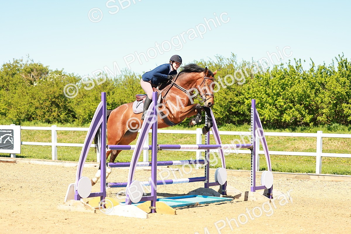 SBM_001258 - Class 4 - Senior Newcomers 1.10m