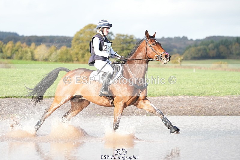 251024A-152915-14444 - C-239-Ellie.Townend