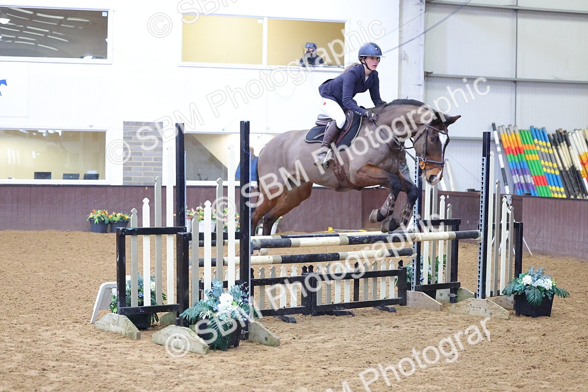 SBM_008387 - Class 21 - Nupafeed Supplements Senior Discovery/ 1m Open - First Round (1.00m)