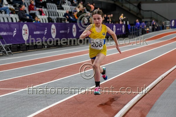 AgeInd25SUN-913753 - Track Female Set One