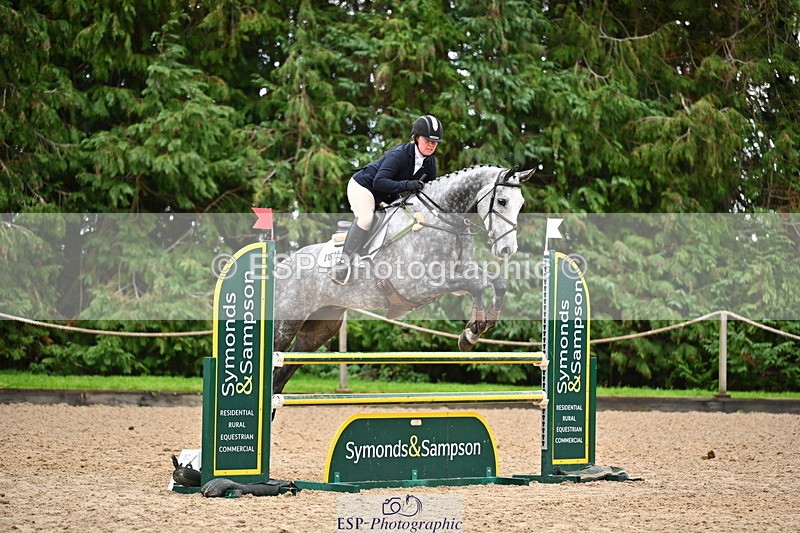 251026A-111553-23911 - D-360-Hannah.Norvill