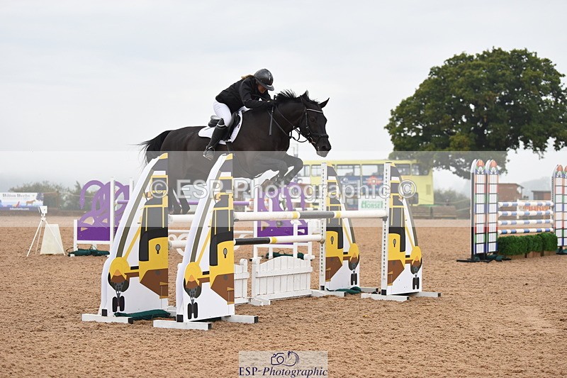 230916A-105718-03957 - Cls 14 Snr Foxhunter