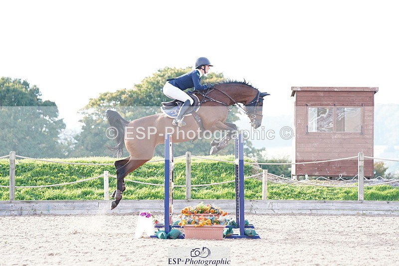 241004A-160934-02754 - Fri 05 Nat 1.30m & 1.40m Open