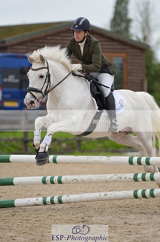 230730-101842-00253 - Class 03 70cm Seniors