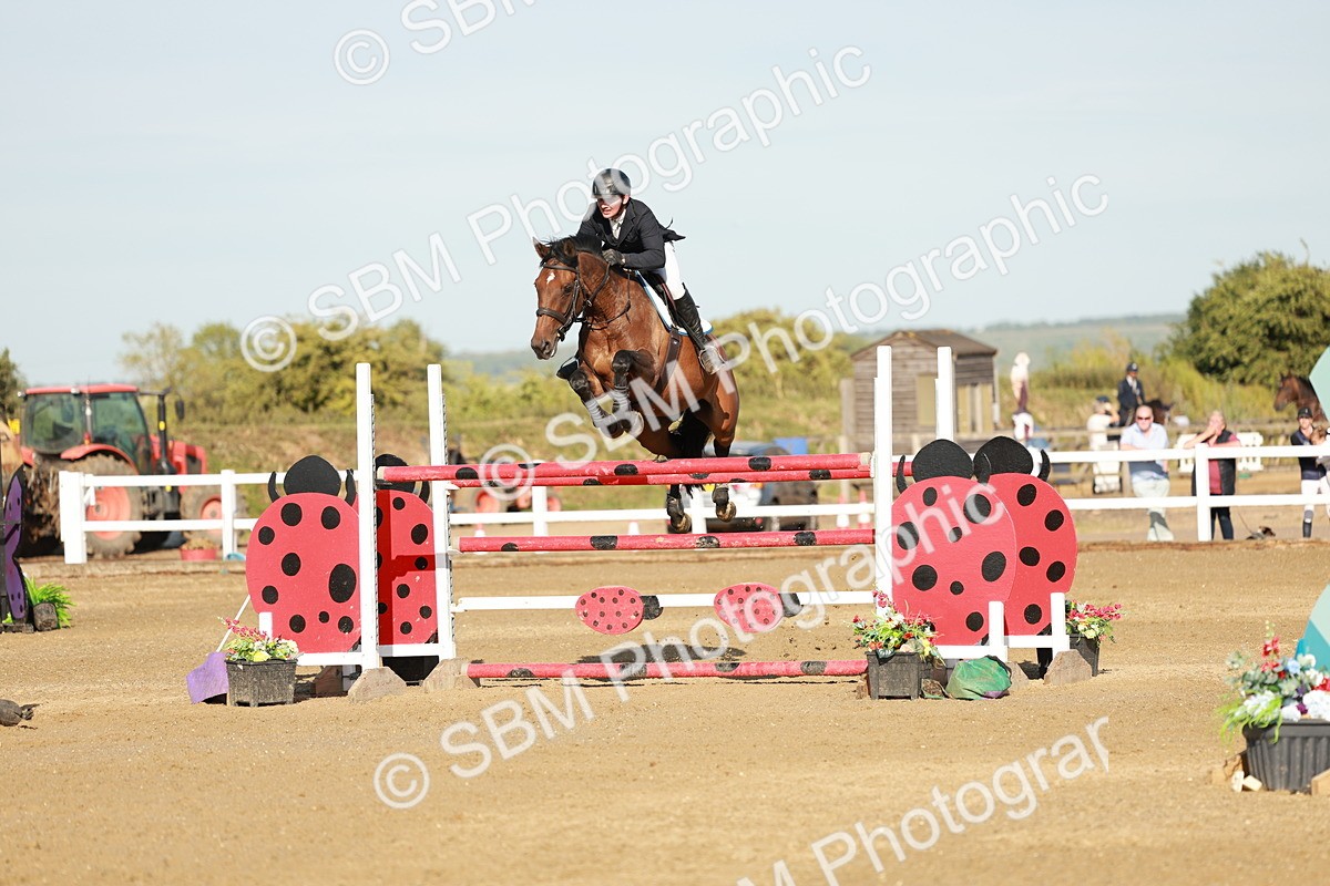 SBM_008744 - Class 6 - National 1.30m 1.40m Open Handicap