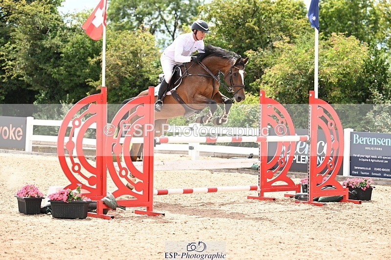 250723-142732-01018 - Cls 4 Newcomers and 1.10m