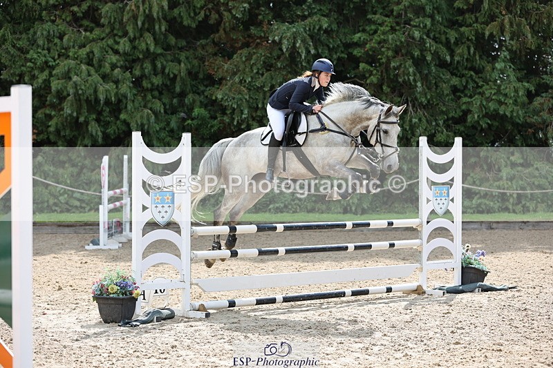 250614A-100416-05521 - Cls 26 British Novice and 90cm Open
