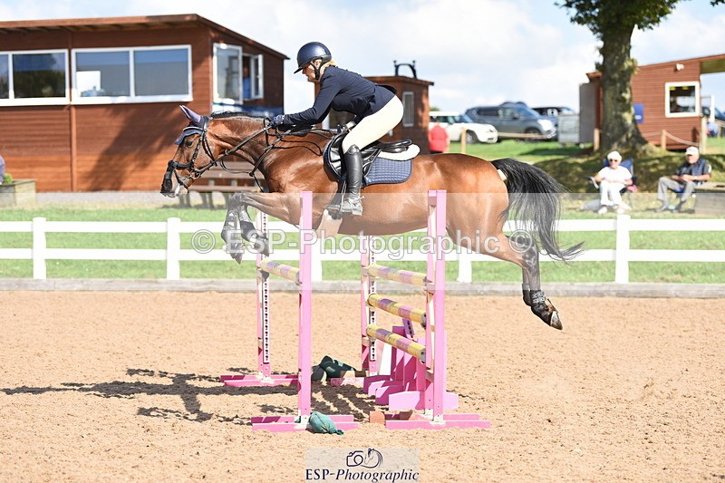 230915A-144126-00663 - Cls 12 1.05m Amateur Qualifier