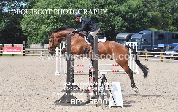 BPP_5690 - CLASS 4 Senior Discovery/ 1m Open