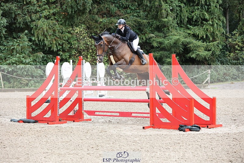 250831A-131625-10281 - Cls 42 Snr 1m Grand Prix