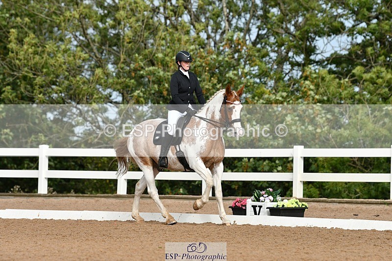 250906-100002-00534 - 090-Isabel.LawsonIn.the.pink