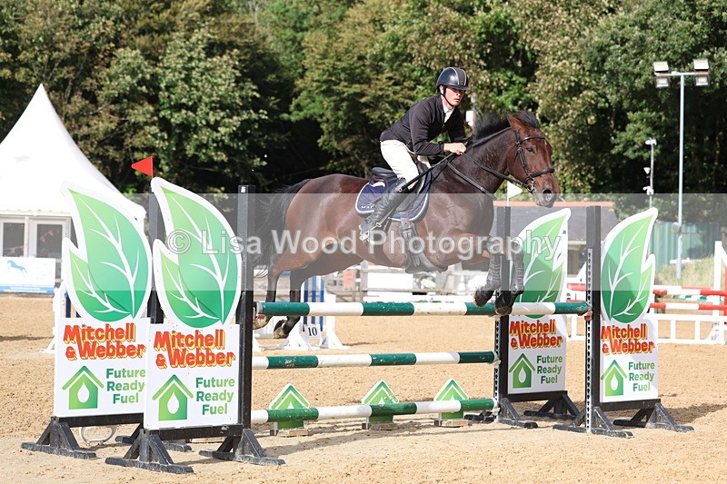 3E7A0597 - Class 13: Senior Newcomers/1.10m open