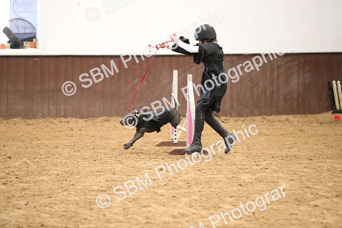SBM_001328 - Class 3 - Horse & Hound