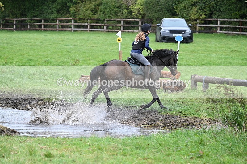 WJ7_1685 - Time at Photographer 13:13 to 13:26