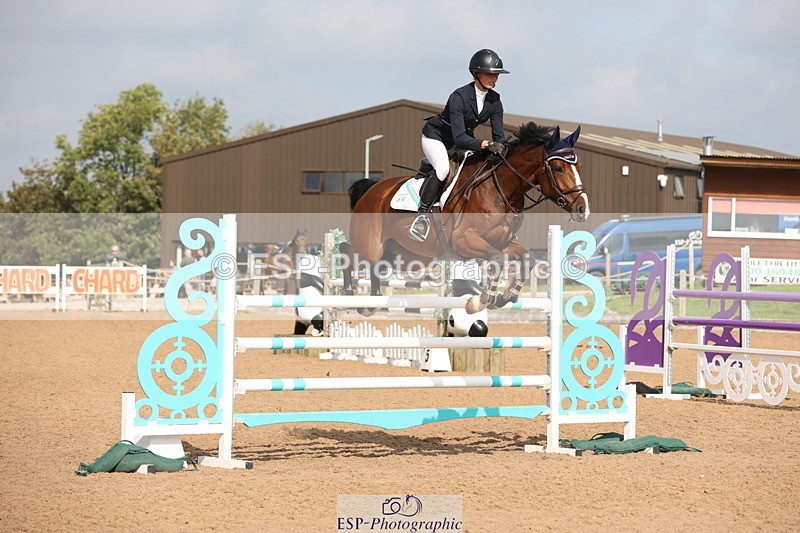 230915A-111212-01666 - Cls 2 Snr Foxhunter