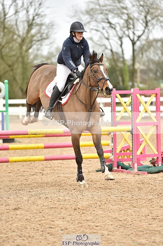 240405A-111102-00694 - Cls 8 British Novice and 90cm Open