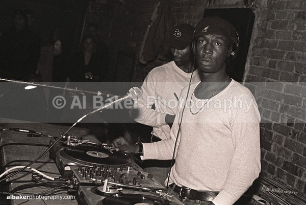 12 - Grandmaster Flash @ Sankeys Soap 23.10.02