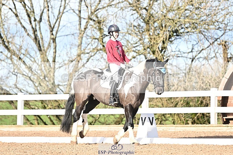 241214-112722-01406 - 130-Alys.Matravers-Tiger.Mazariti