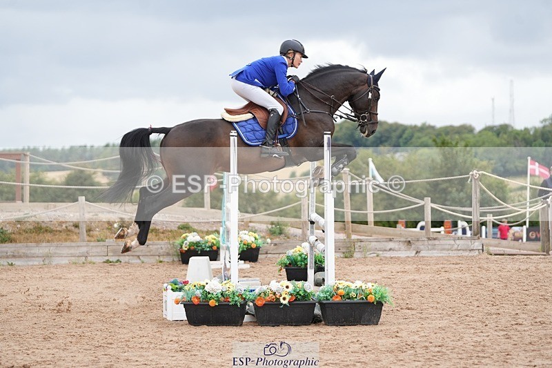 260730-112303-01836 - Cls 1 British Novice and 90cm