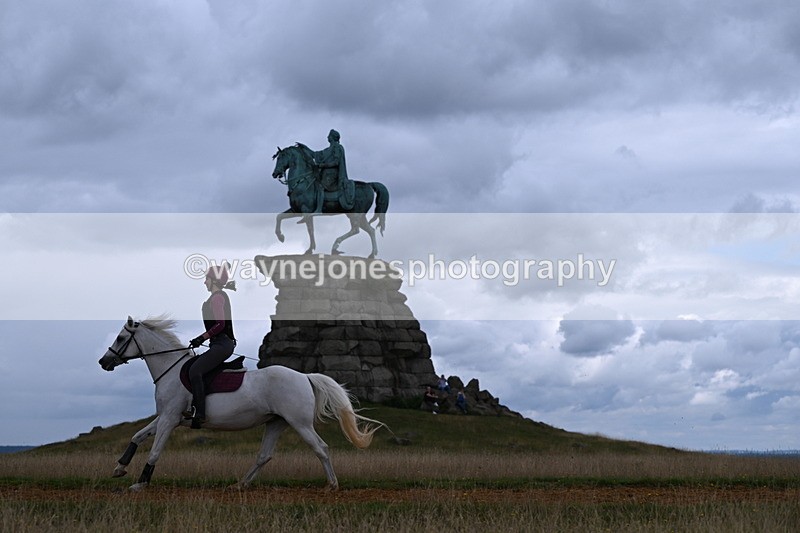 DSC_7411 - Time at Statue 13:16 to 13:52