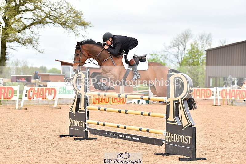 230507A-142004-08377 - Cls 48 Foxhunter
