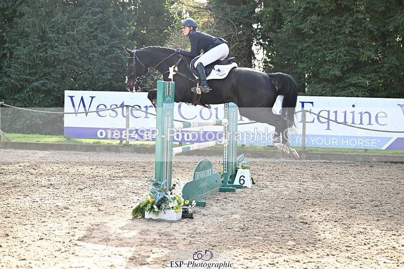 241025-123617-07655 - 215-Chloe.Livesey-SPORTSFIELD.LORD.LIVESEY