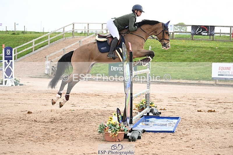 250425-095520-08051 - Cls 2 - 2 Star Small Tour